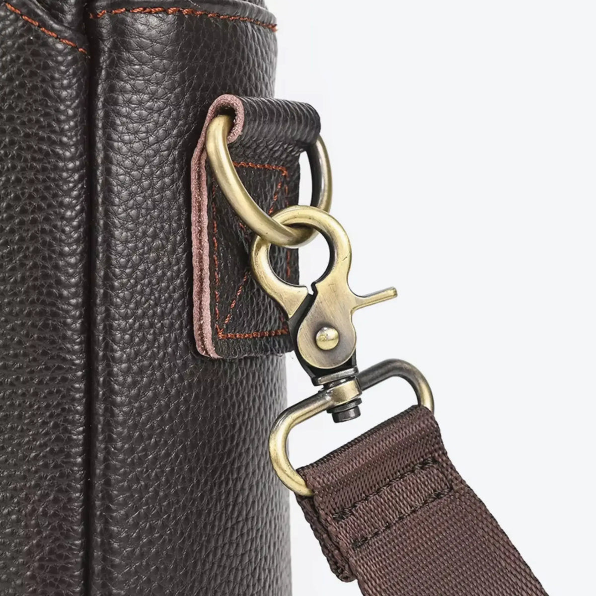 Besace en cuir pour homme avec attache