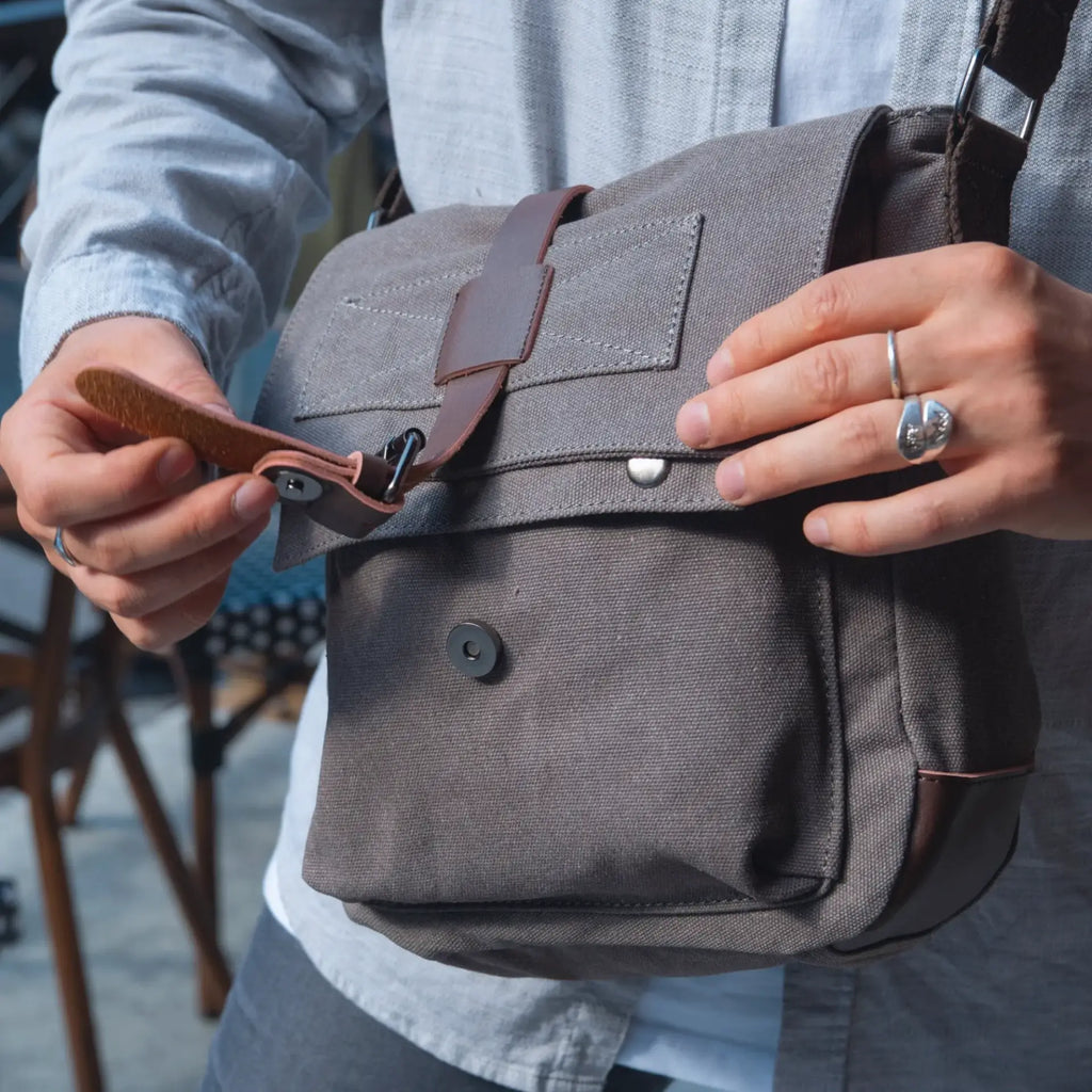 Besace toile avec attache clipsable