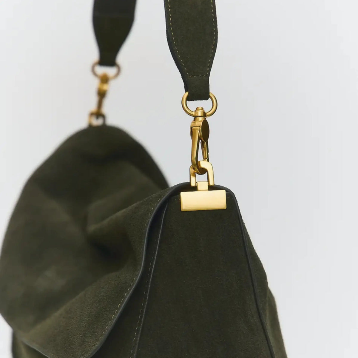 Sac bandoulière besace femme attache doré