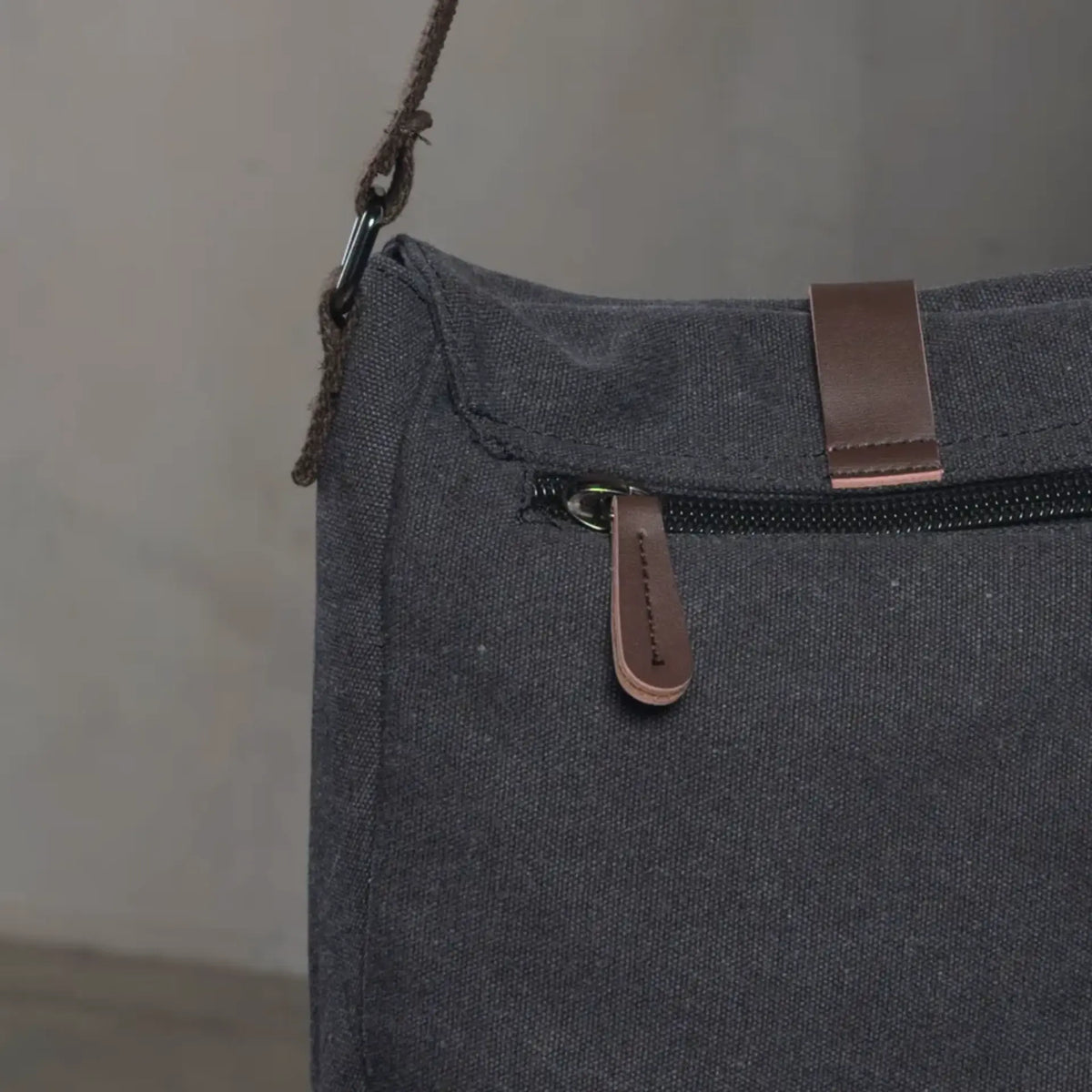 Sac besace homme Maison Merid