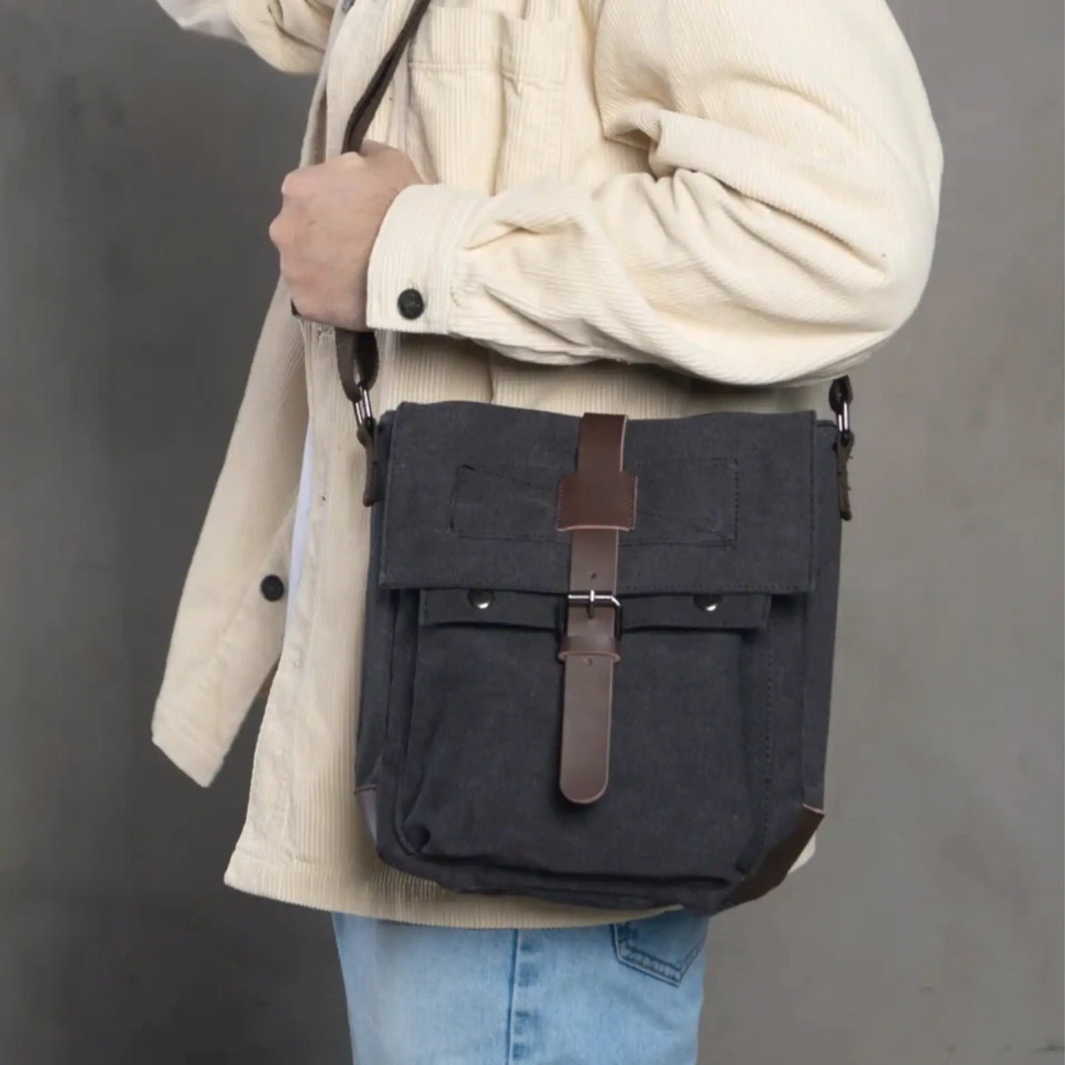 Sac besace homme bleu