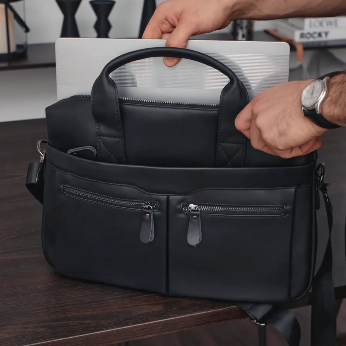 Sac besace pour homme plusieurs compartiment
