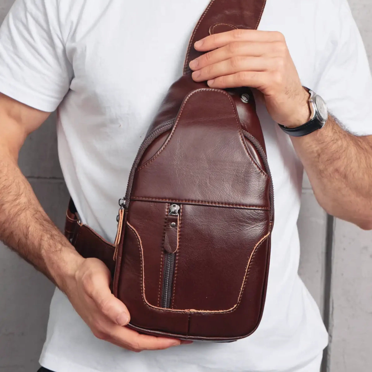 Sac cuir besace homme au design vintage